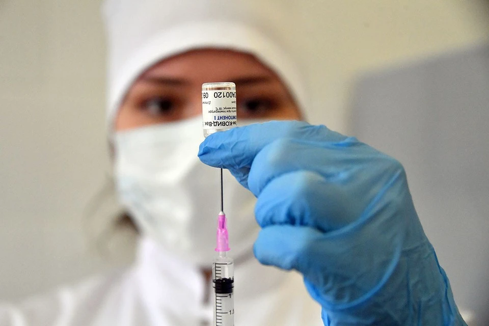 Свыше 200 тысяч человек вакцинировались в Коми.