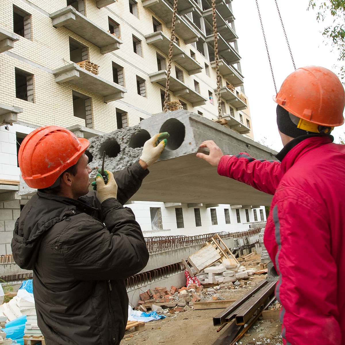 В Калужской области за половину 2021 года построили 306,9 тысяч кв. метров  жилья - KP.RU