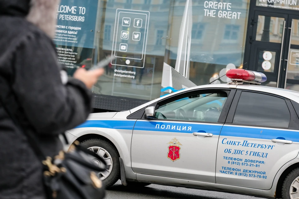 Полицией проводится проверка по факту ДТП на Васильевском острове