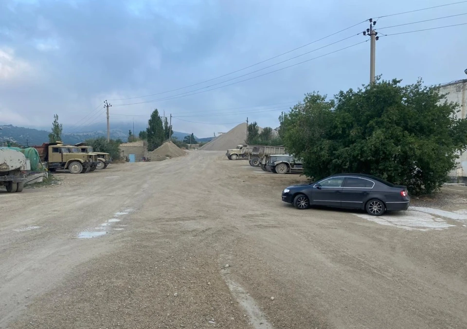 Работы карьера в Старом Крыму приостановили по многочисленным просьбам местных жителей. Фото: пресс-служба Минприроды РК