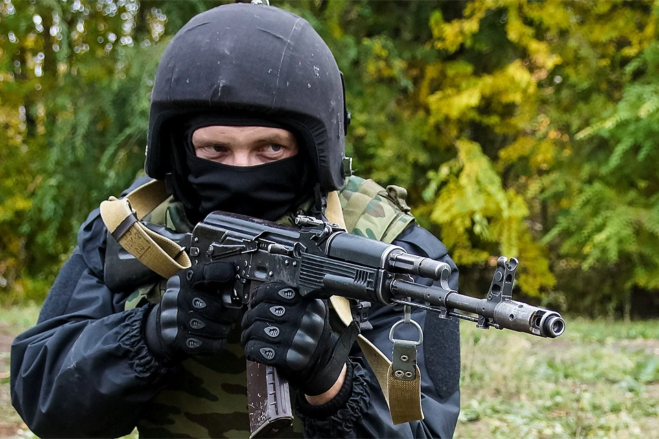 На базе ведущих вузов образованы 22 учебно-методических центра, осуществляющих повышение квалификации и переподготовку специалистов в области профилактики терроризма.