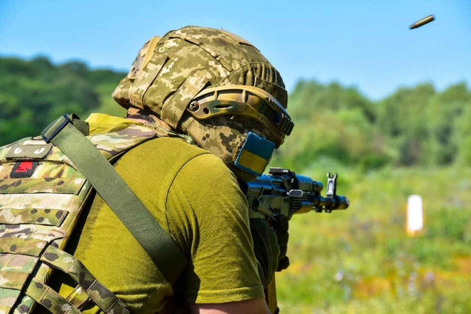 Украинским военные перемирие ни по чем. Фото: штаб ООС