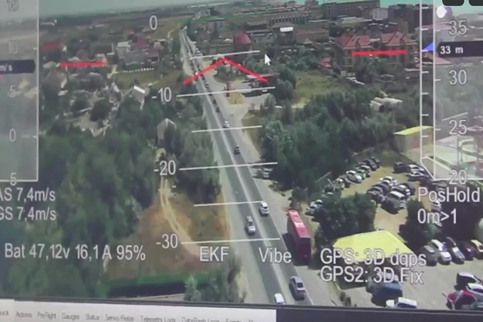 Бороться с нарушителями на крымских дорогах ГИБДД начала с помощью дронов. Фото: скрин из видео/пресс-служба МВД по РК/Вконтакте