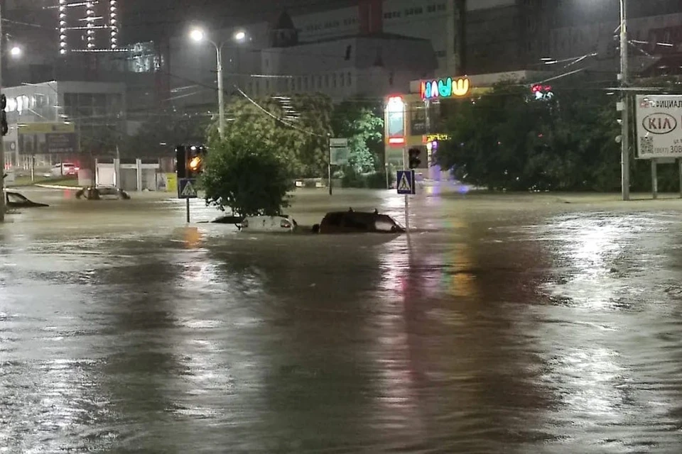 Новороссийск затопило