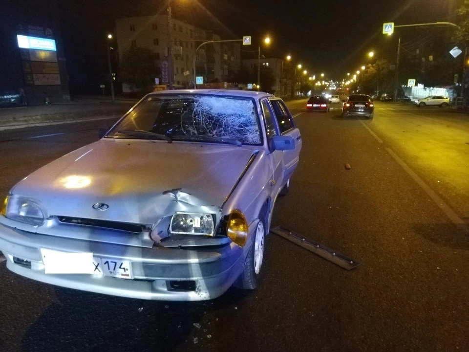 ДТП случилось за полчаса до полуночи. Фото: ГИБДД Челябинска