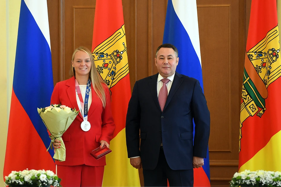 Олимпийский призер Василиса Степанова и Игорь Руденя.