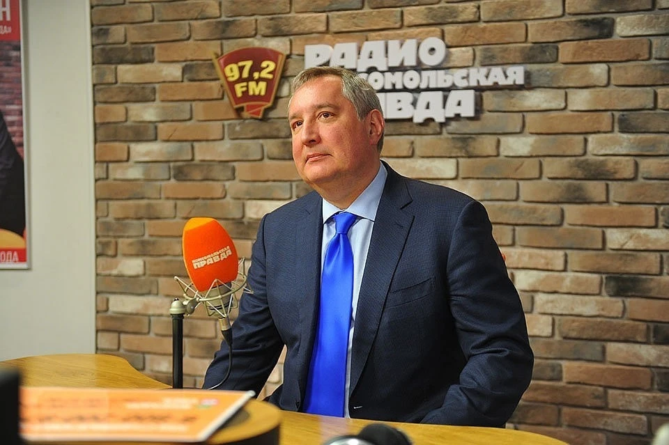 Глава Роскосмоса побывал на РКЦ "Прогресс" в Самаре