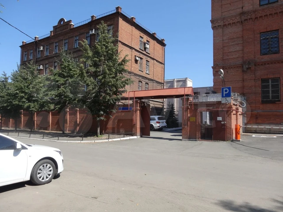 Продают офисное помещение и склад. Фото: "Авито"