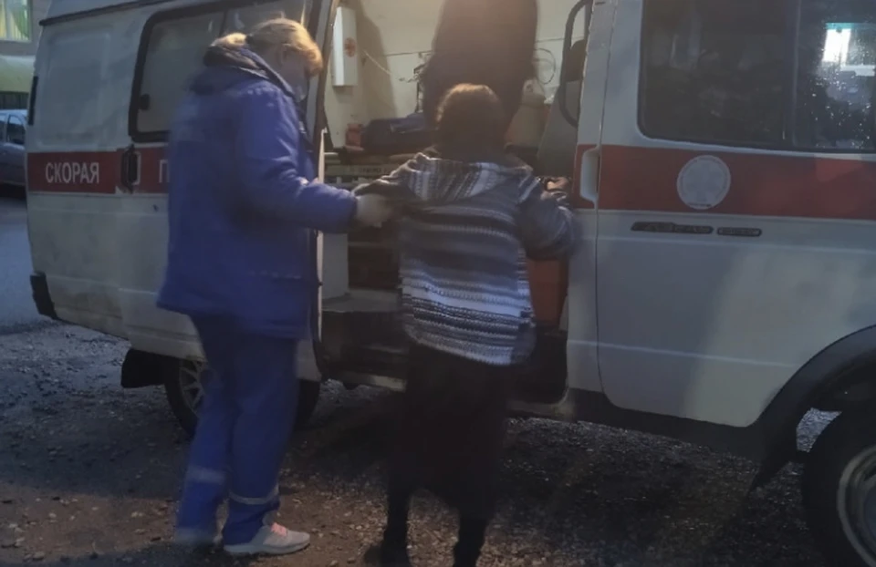 В Смоленске трое неизвестных избили и ограбили женщину. Фото: паблик «Чёрный список, Смоленск» в соцсетях.