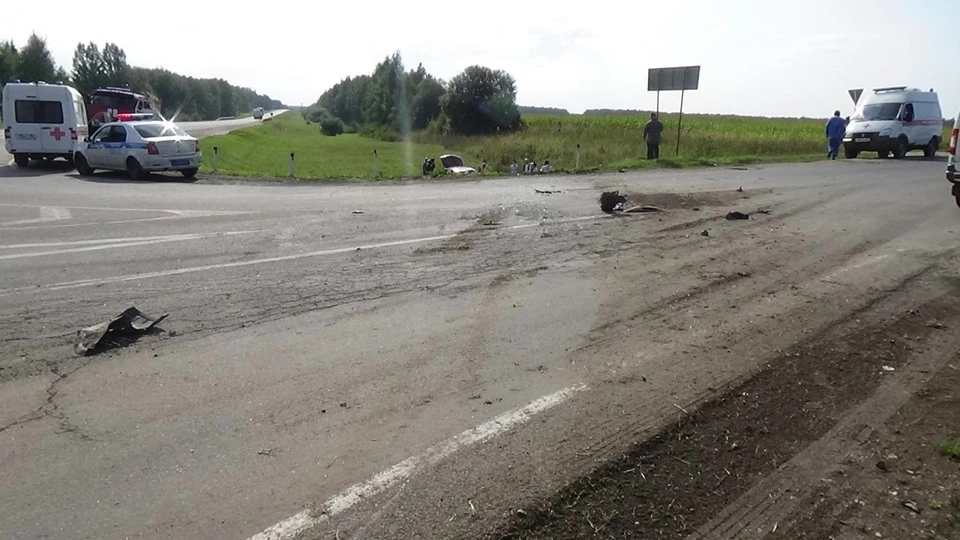 Молодая водитель "Мазды" пострадала в ДТП