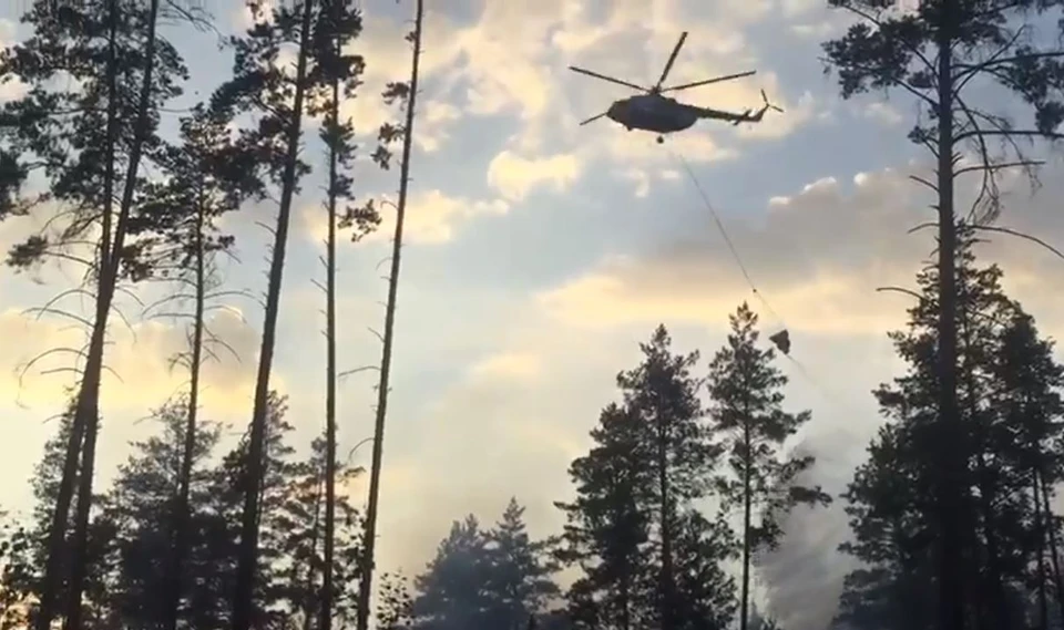 К тушению леса привлекают вертолеты