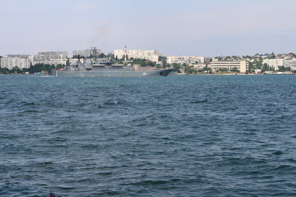 Большинство контрактников захотели стать моряками Черноморского флота.