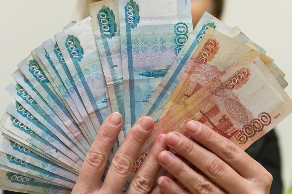 Пенсионерам из Ленобласти упростили процедуру получения юбилейных выплат.