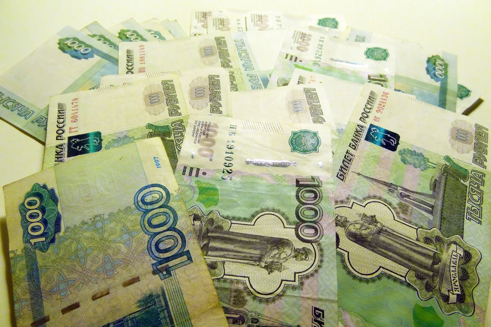 За сутки жители Югры "подарили" мошенникам 3 миллиона рублей