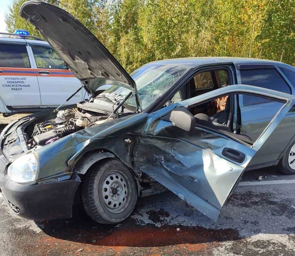 В Октябрьском районе при столкновении автомобилей пострадал младенец Фото: УГИБДД России по ХМАО-Югре