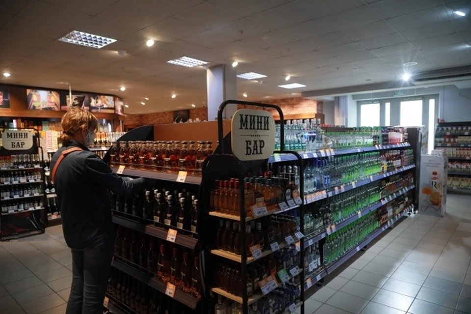 Во многих омских магазинах в ближайшие выходные нельзя будет купить алкоголь.