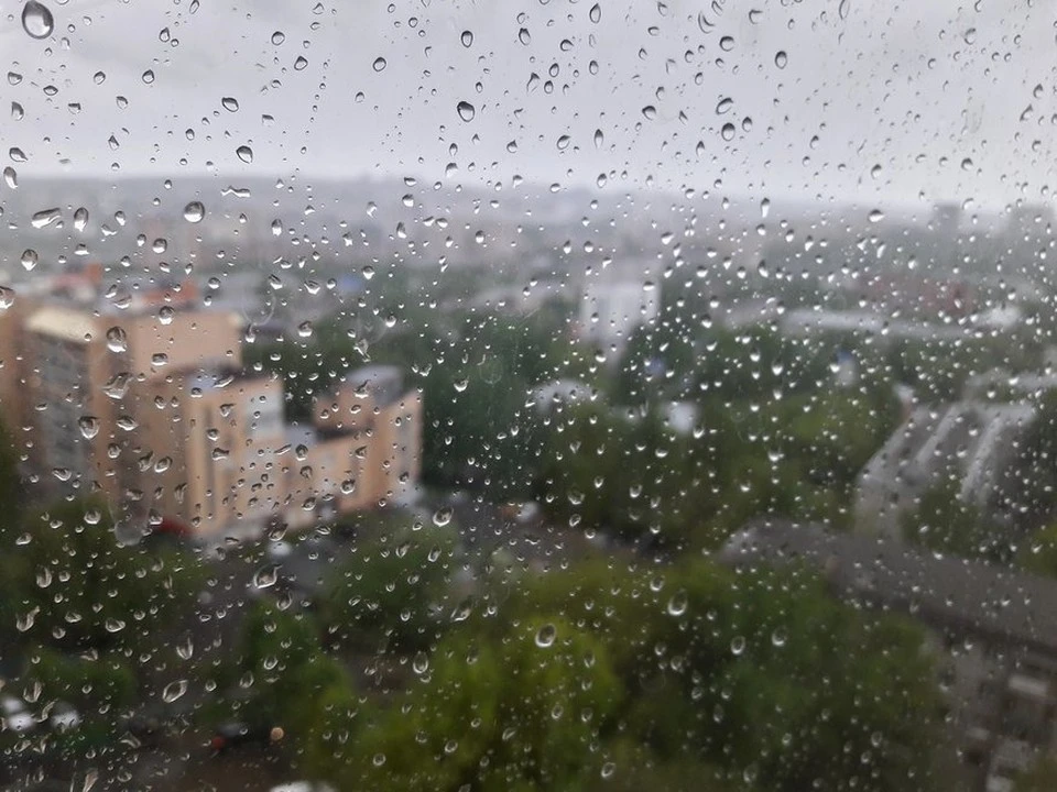 В первый день выходных пройдет дождь.