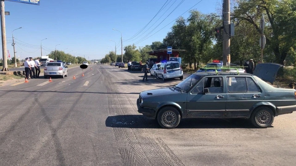 Авария случилась на Лазоревой.