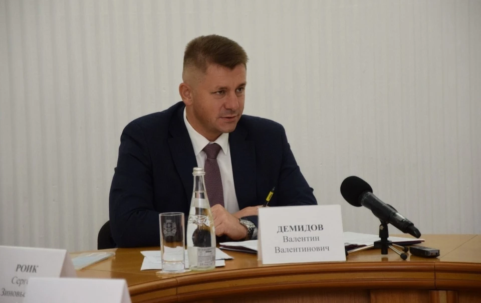 Власти Симферополя прекратили согласование наружной рекламы до разработки новых правил. Фото: Валентин Демидов/facebook