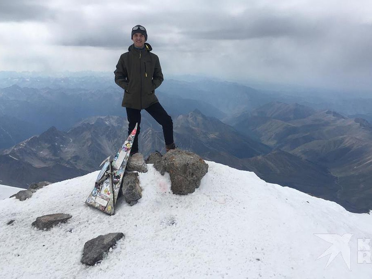 14-летний рязанский школьник стал одним из самых юных восходителей на  Эльбрус - KP.RU