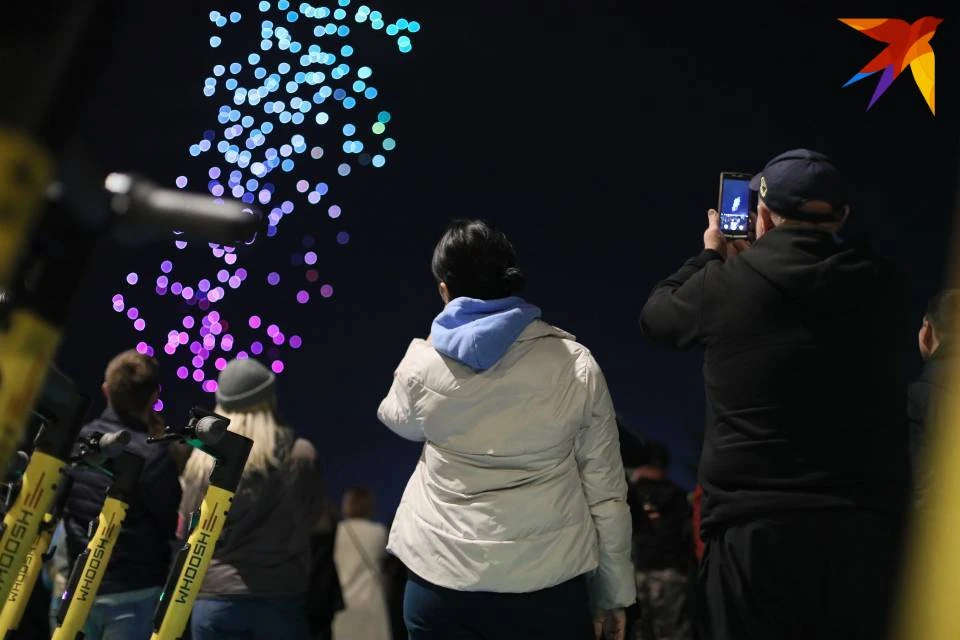 Шоу дронов на Дне города в Мурманске будет длиться 10 минут.