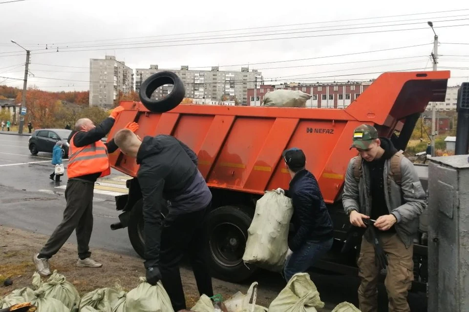 Сотрудники УФСИН привели один из уголков Мурманска в порядок. Фото: УФСИН по Мурманской области