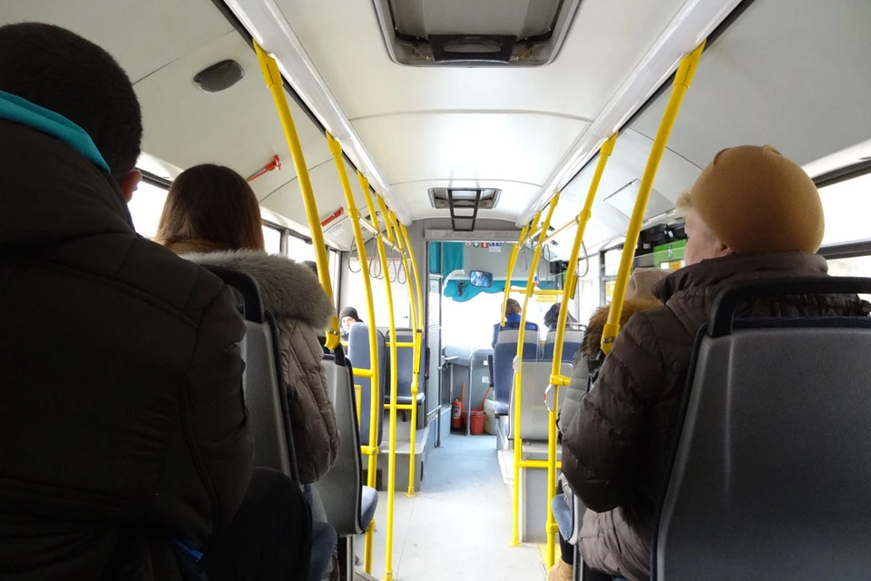 Чиновники отреагировали на жалобы жителей Ханты-Мансийска на задерживающиеся автобусы и маршрутки