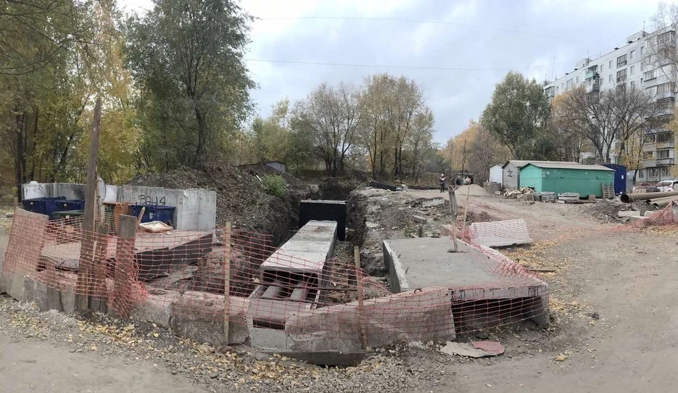 Мужчина слишком близко подошел к краю траншеи и упал / Фото: СУ СК по Самарской области