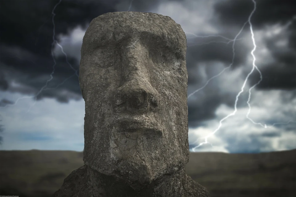 Lightning Stone. Faces of Moais.