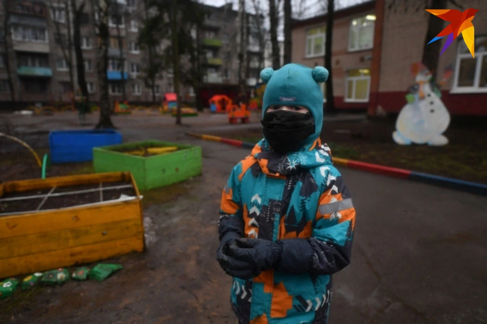 Именно родители решают, нужна ли маска ребенку.