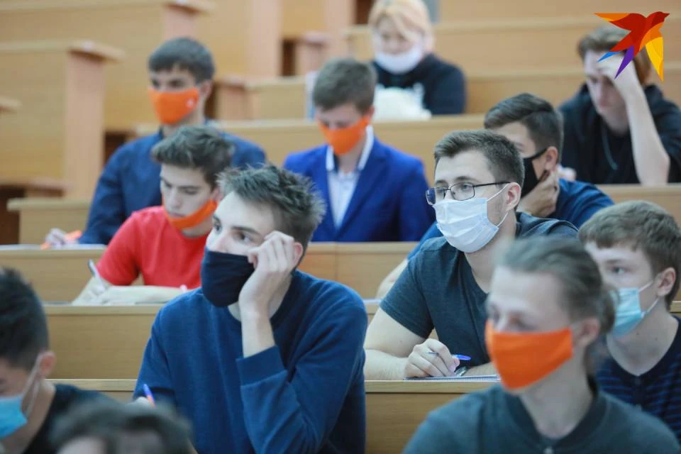 Вузы в Мурманской области уходят на удаленку.
