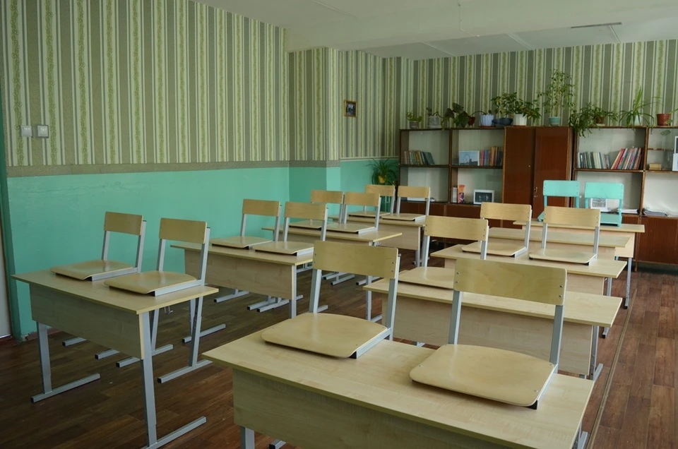 Школьники вернутся за парты с 15 ноября