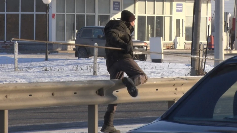 На трассах Тюменской области на треть снизилось количество ДТП с пешеходами.