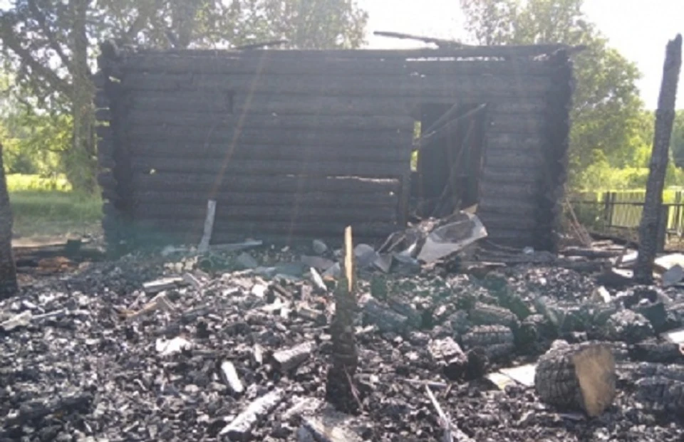 Дом, в котором произошло убийство восстановлению не подлежит. Фото: СКР по Пермскому краю.