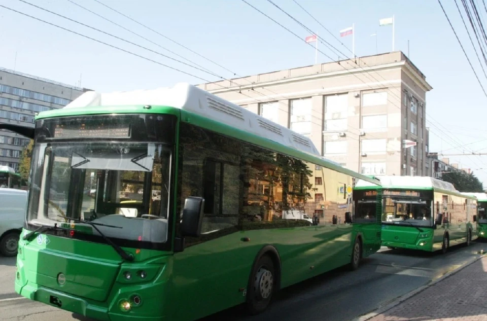 По условиям контракта, все автобусы низкопольные и выкрашены в зеленый цвет. Фото: администрация Челябинска