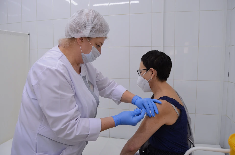 10515 человек получили первый компонент вакцины в регионе