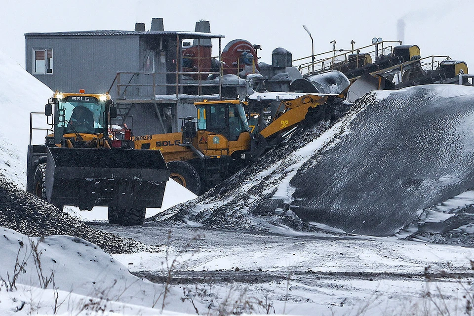 Добыча угля на шахте "Инская", Кемеровская область.