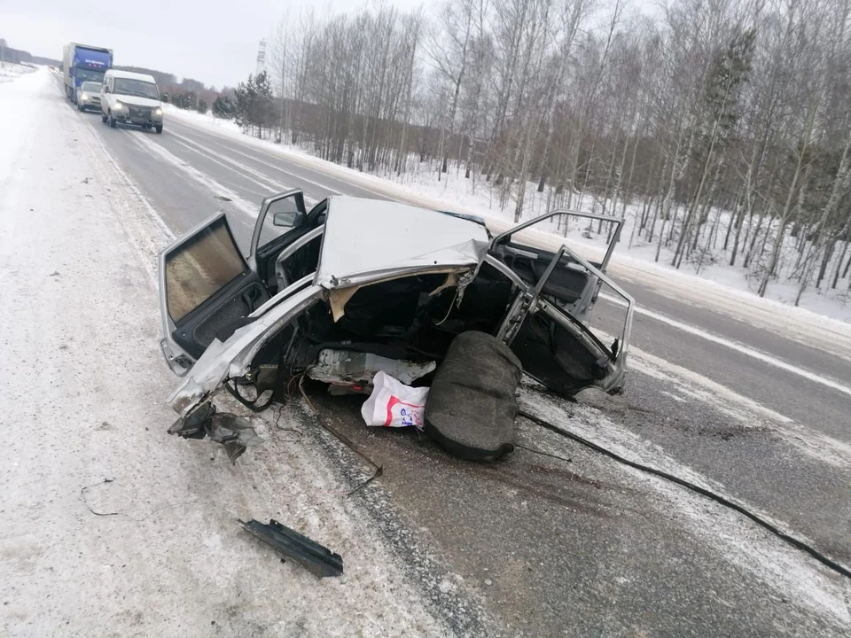 В Красноярском крае в ДТП на трассе погиб 20-летний парень. Фото: МВД по Красноярскому краю