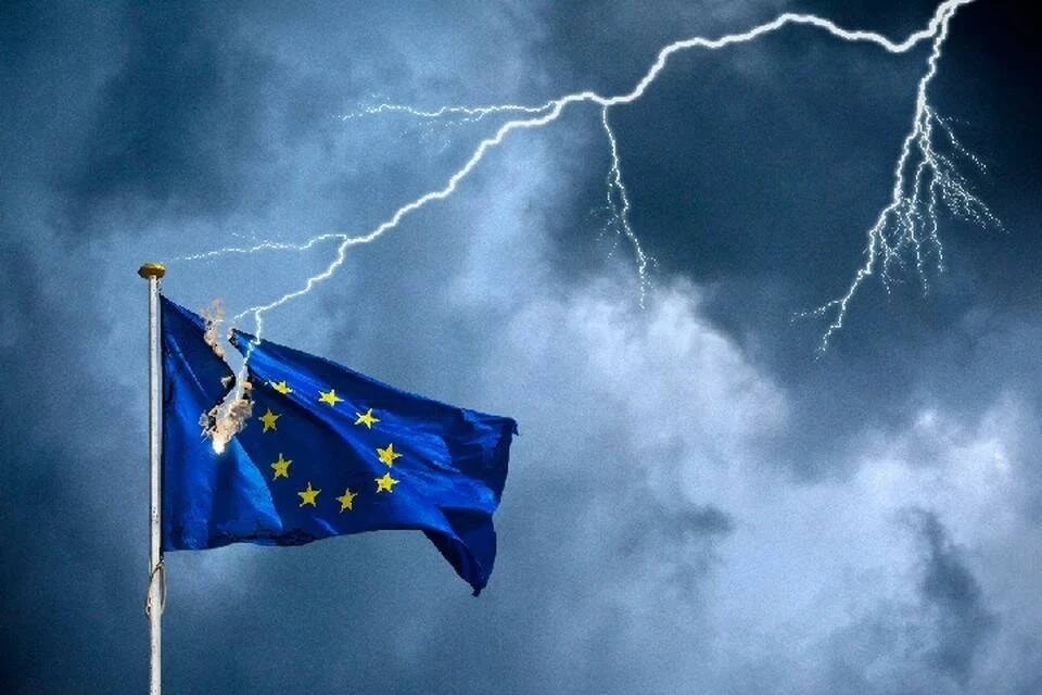 Политолог предрек Евросоюзу "расщепление" на несколько сфер