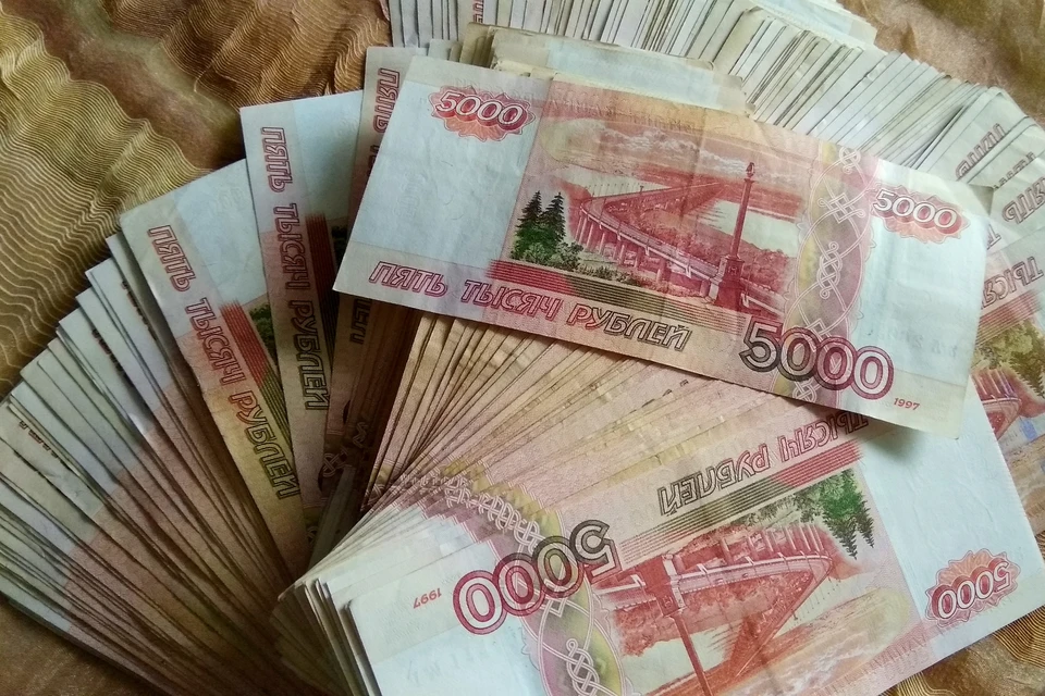 Руководство липецкого колледжа подозревают в хищении денег, выделенных для обучения работников
