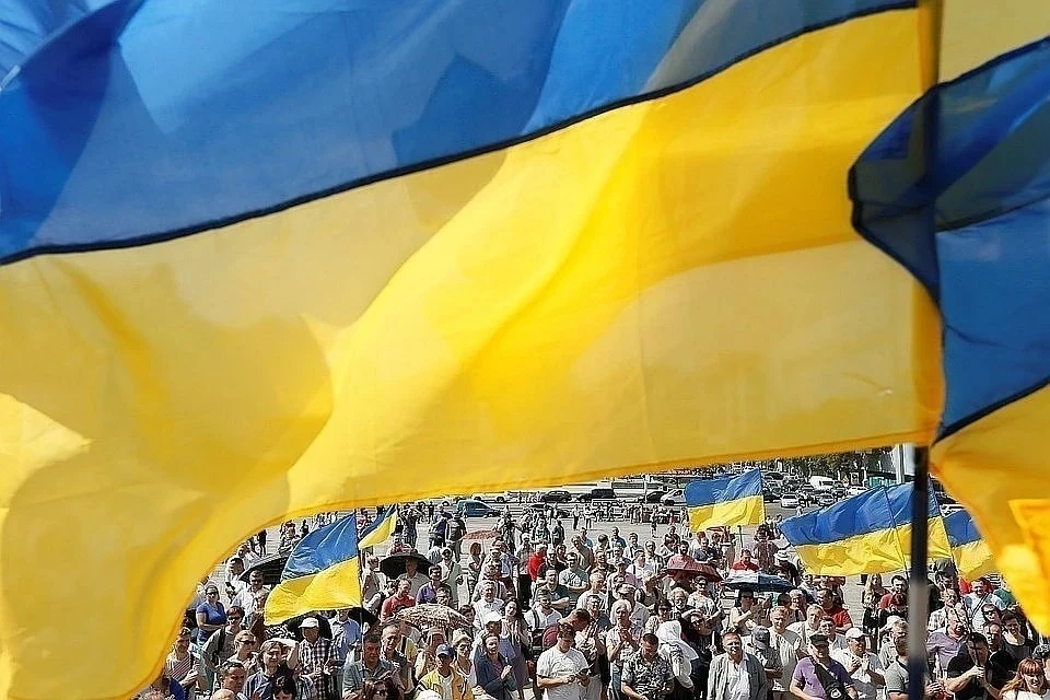 Украина продлила спецпошлины на товары из России