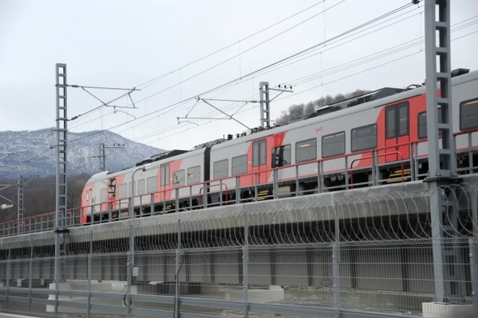 Первый электропоезд будет отправляться с железнодорожного вокзала Сочи в 7.53.