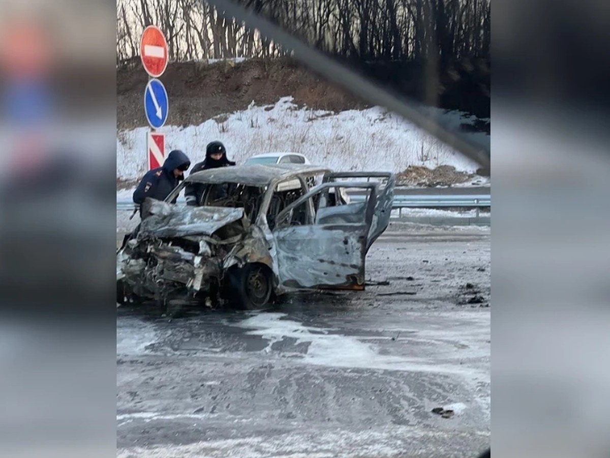 Виновнику чудовищной аварии на Русском острове, где сгорел автомобиль,  грозит 7 лет тюрьмы - KP.RU