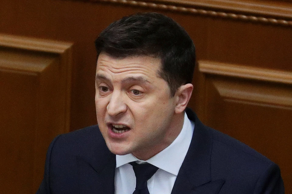 Зеленский возглавил рейтинг и антирейтинг украинских политиков.