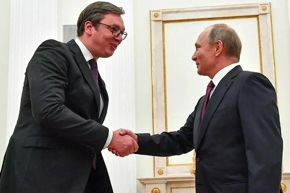 Путин поздравил президента Сербии с Новым годом и Рождеством
