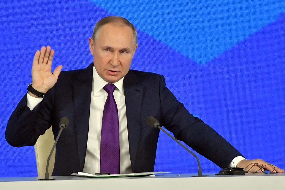 Президент России Владимир Путин во время пресс-конференции.