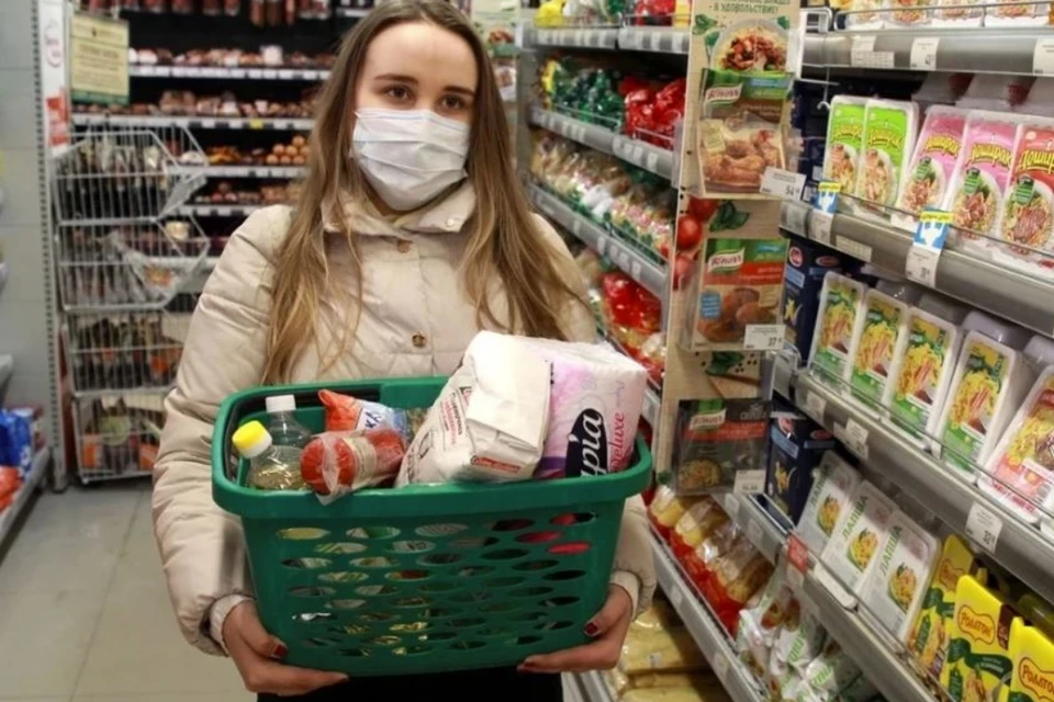 В Беларуси с 1 января вступило в силу эмбарго на поставки продуктов из стран Запада: вот какие товары больше не будут привозить