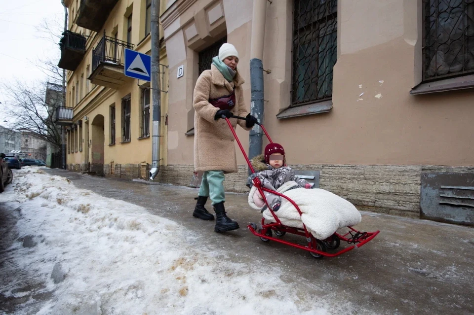 Синоптики пообещали Петербургу продолжительный гололед.