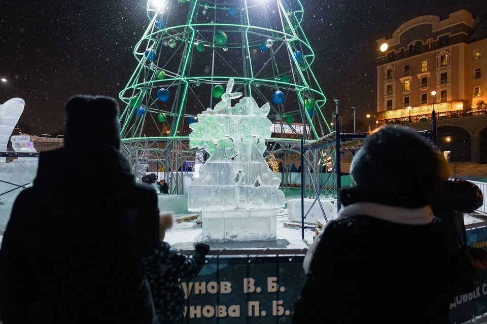 Критика урбанистов разожгла горячие споры вокруг фестиваля ледовых скульптур в Рязани. Фото со страницы Николая Любимова (vk.com/lybimovnikolay)