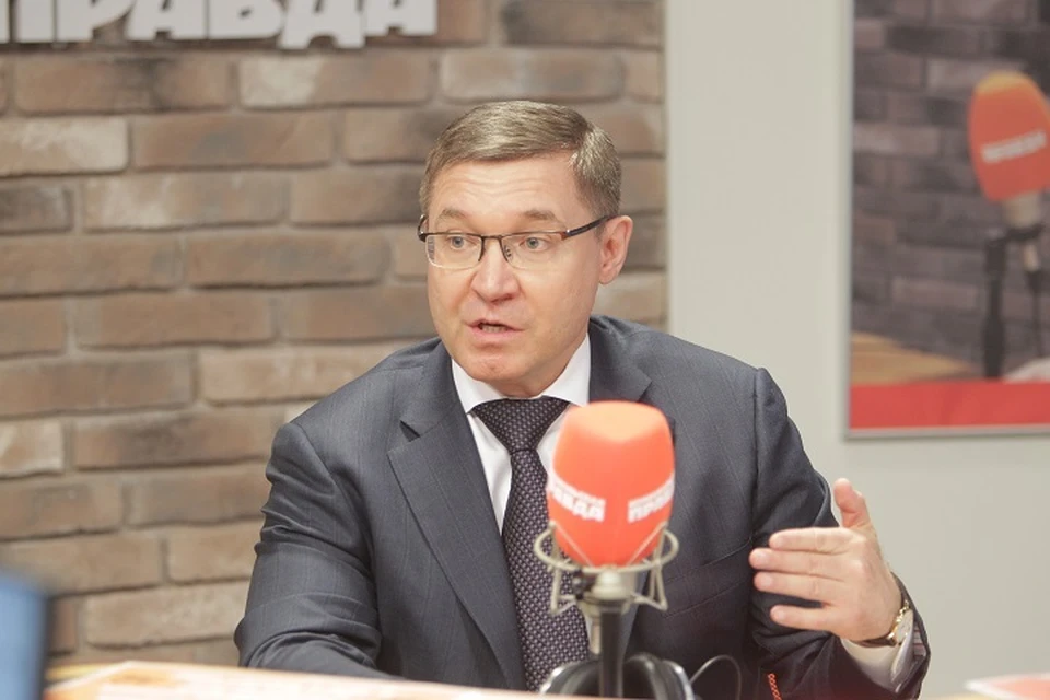 Владимир Якушев отвечает на актуальные вопросы на радио "КП"